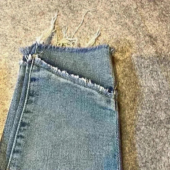 7 for all Mankind, The Ankle Skinny Lux Vintage.  Unique Ankle Detail!! - Picture 2 of 12